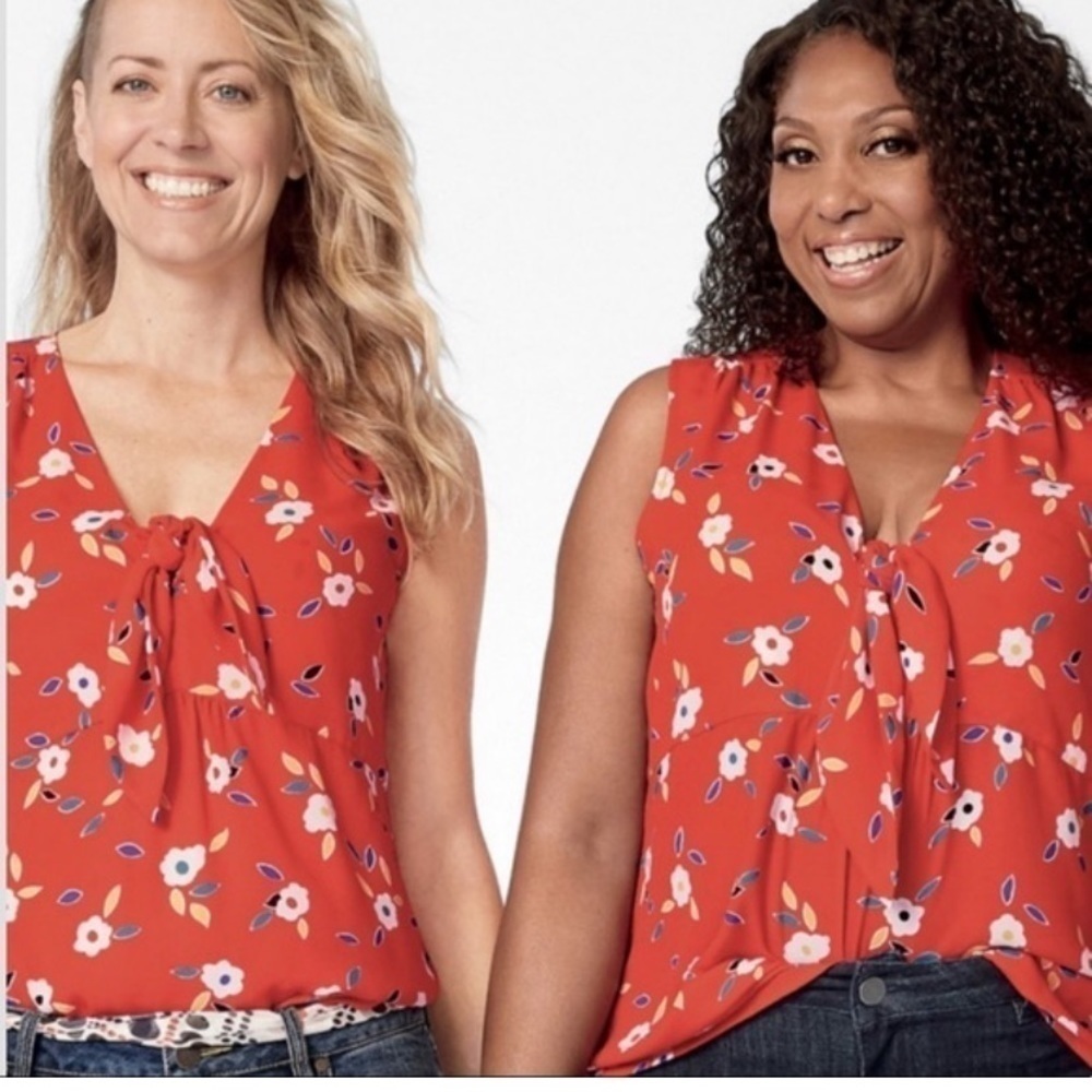 CAbi | Heart of CAbi Limited Edition Tie Front Blouse XS